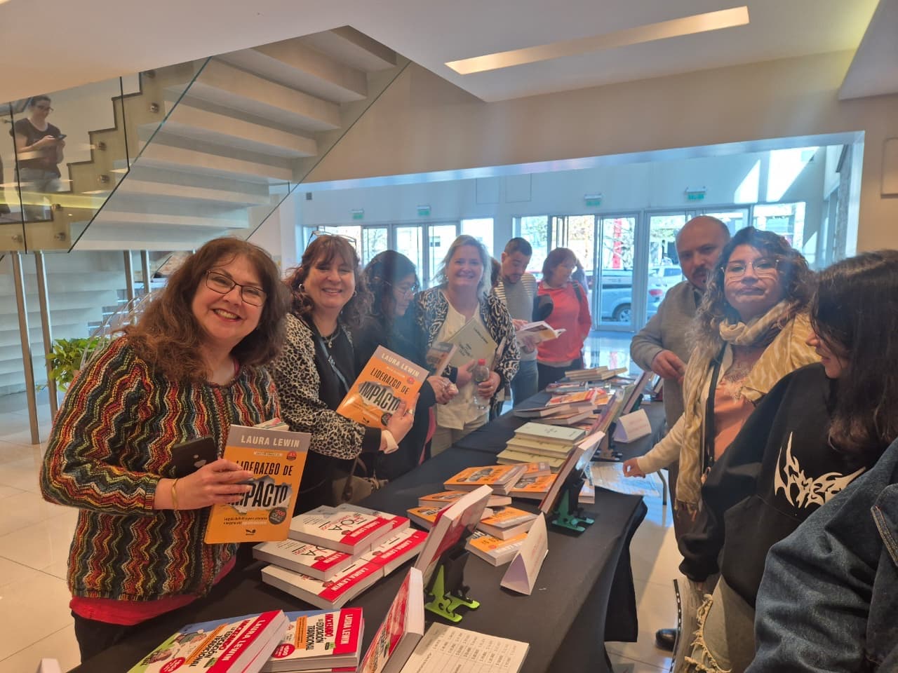Encuentro en la feria del libro 8