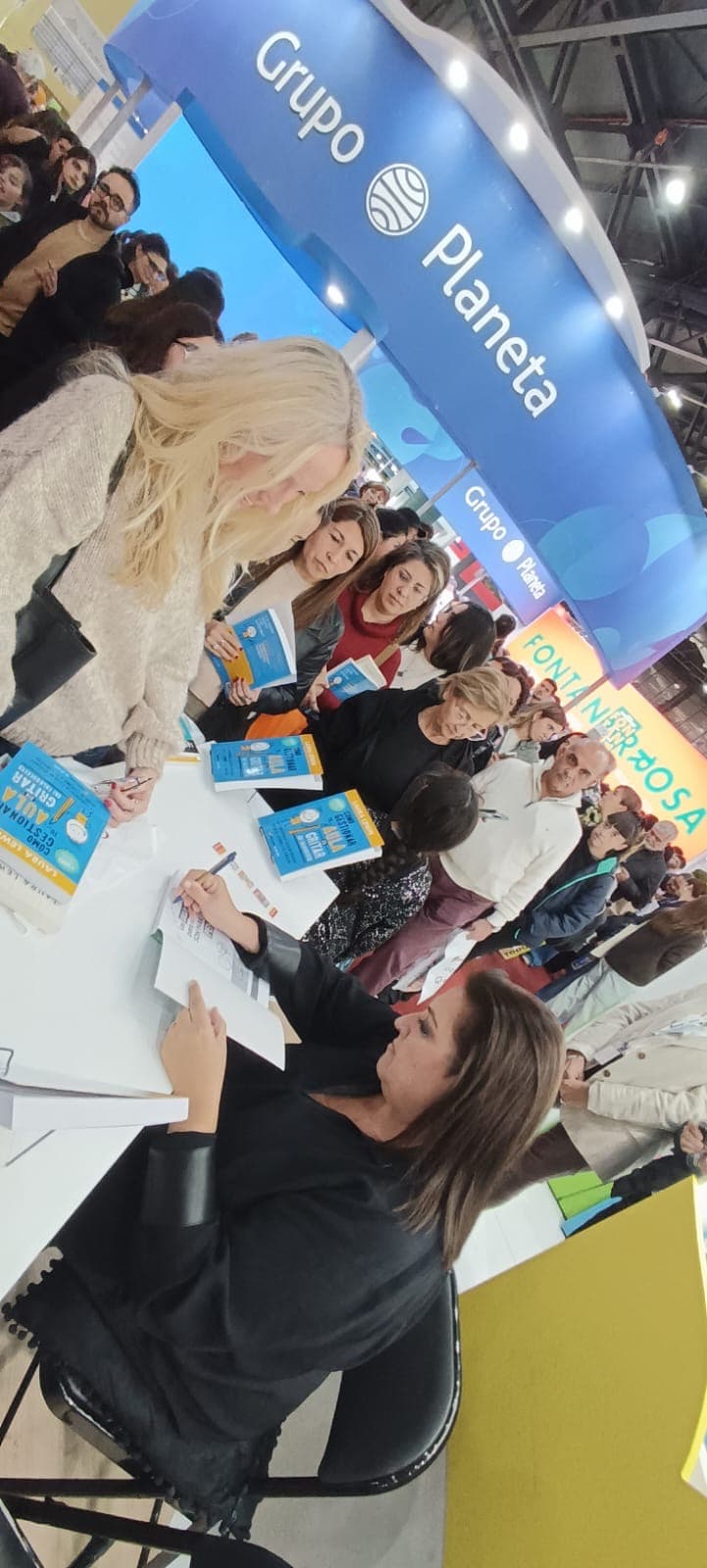 Encuentro en la feria del libro 9