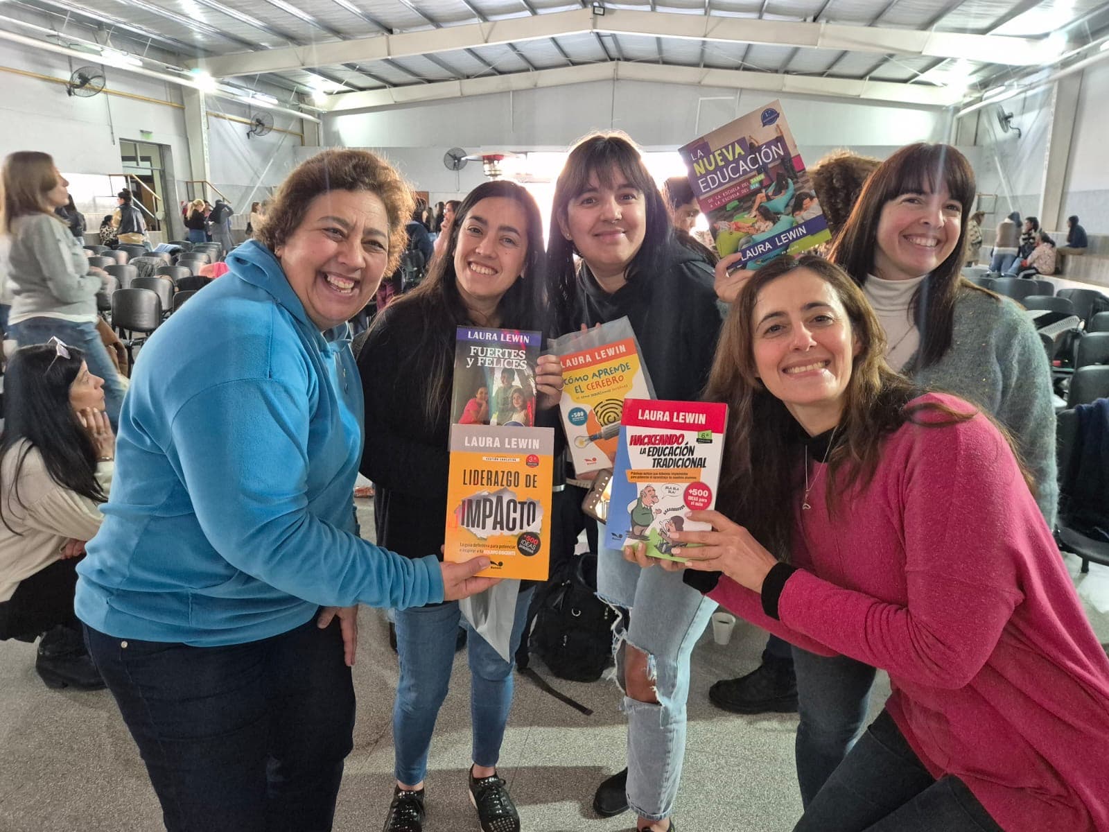 Encuentro en la feria del libro 12
