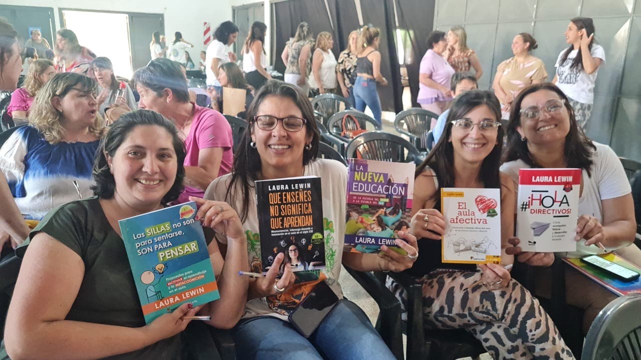 Encuentro en la feria del libro 13