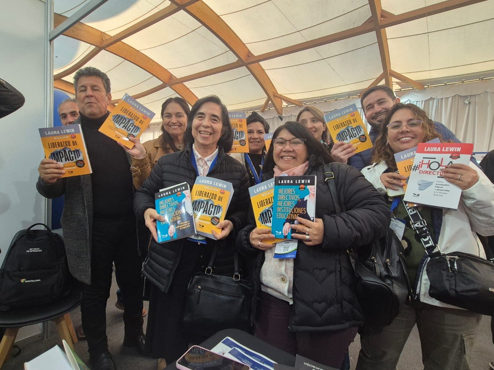 Encuentro en la feria del libro 27
