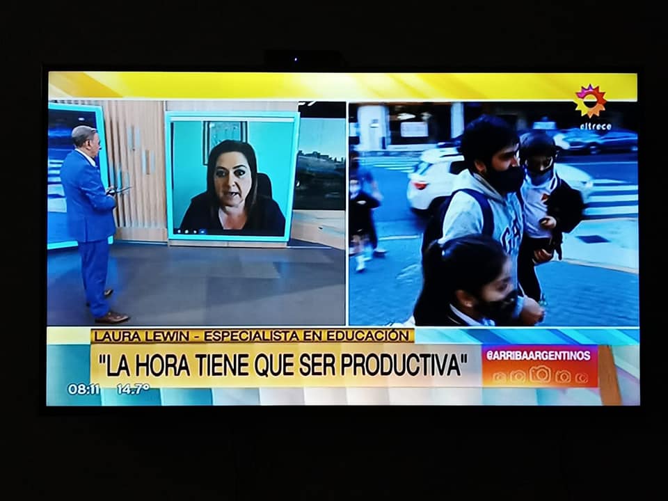 Laura en los medios