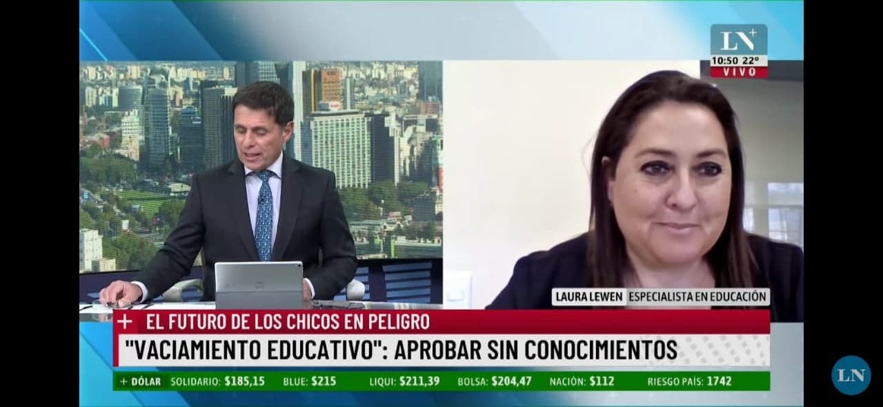 Laura en los medios