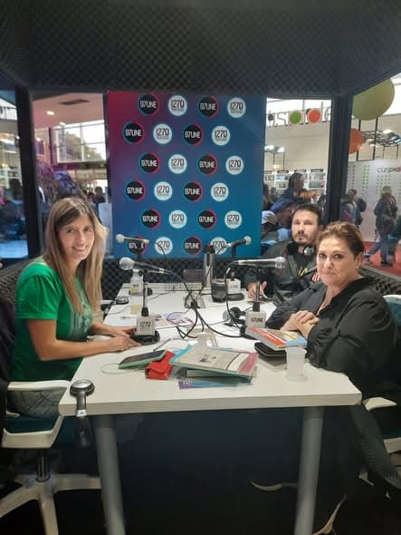 Laura en los medios