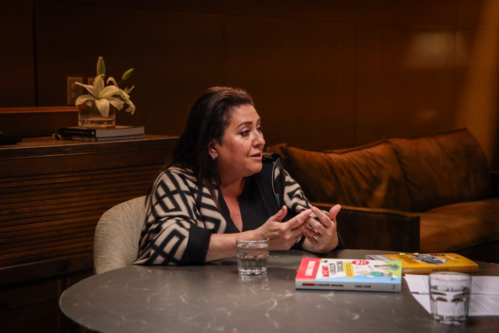Laura Lewin en medios